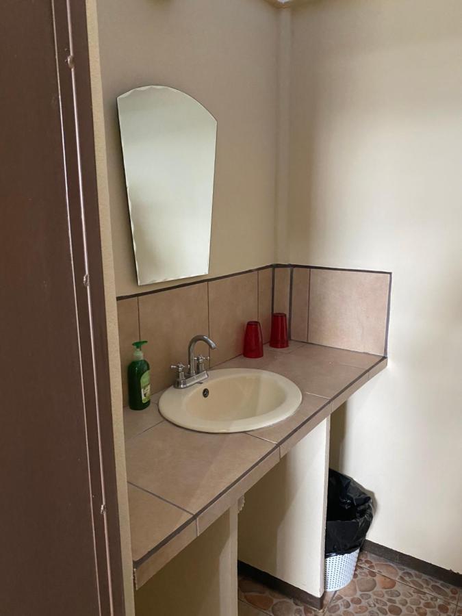 Gallina E Palo Beachfront Hotel Jacó Dış mekan fotoğraf